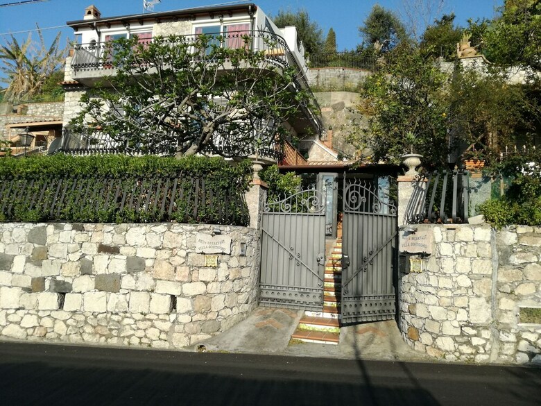 Bed And Breakfast Villa Schiticchiu