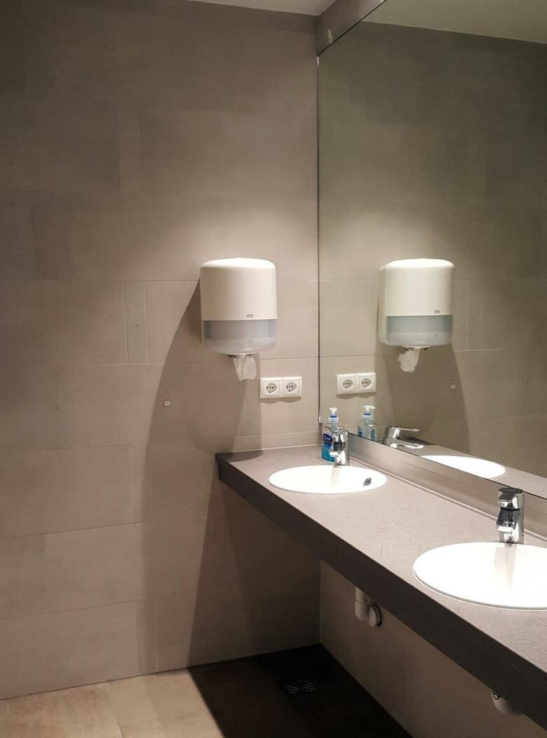 Hotel L�kur Guesthouse
