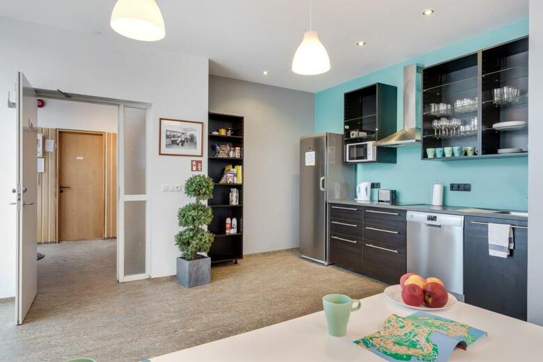 Hotel L�kur Guesthouse