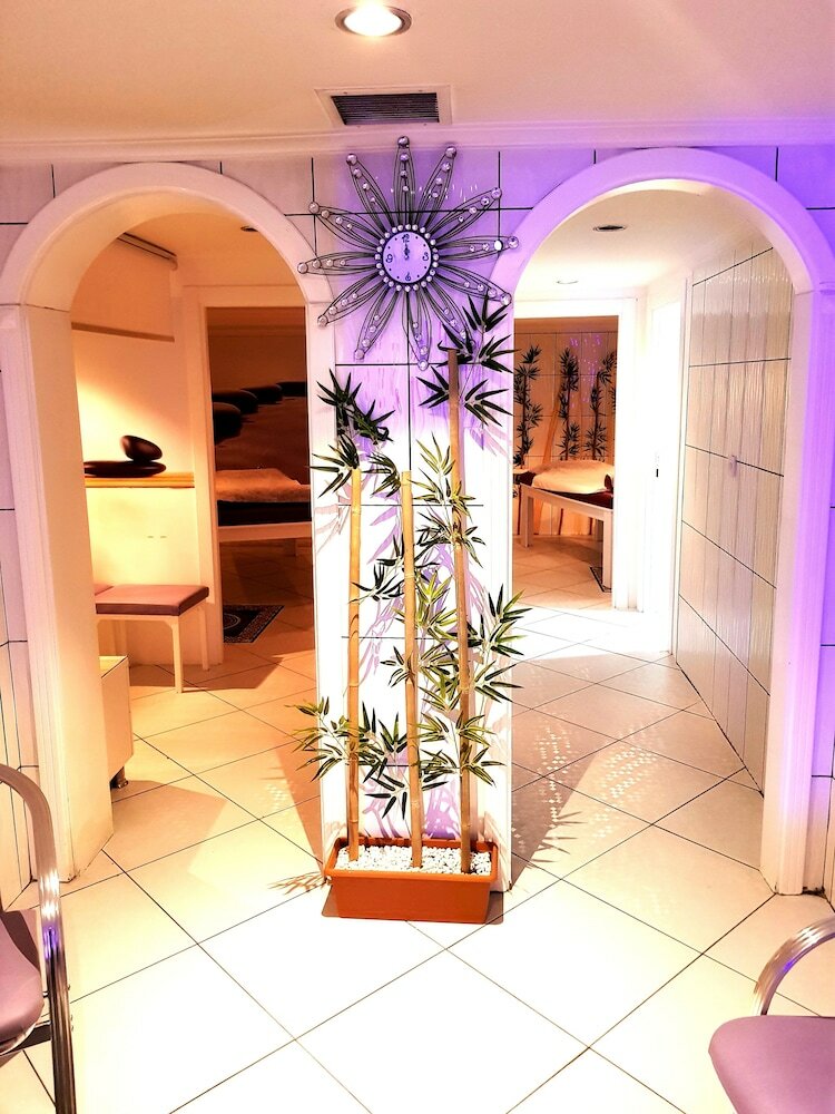 Hotel Business Park Otel
