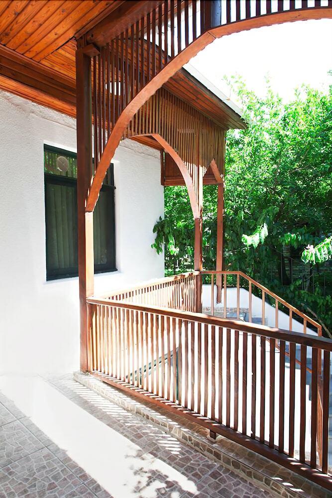 Pension Orhan Kutbay'in Evi Turyolu Cafe Pansiyon