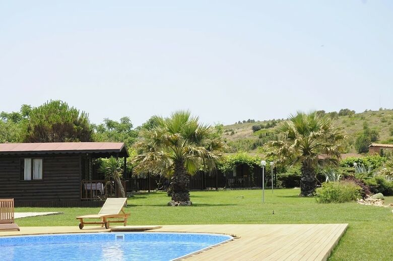 Hotel Ataol Beach & Bungalows