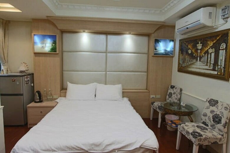Hotel Peace Art Villa