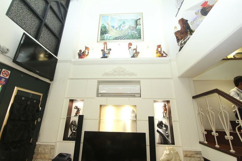 Hotel Peace Art Villa