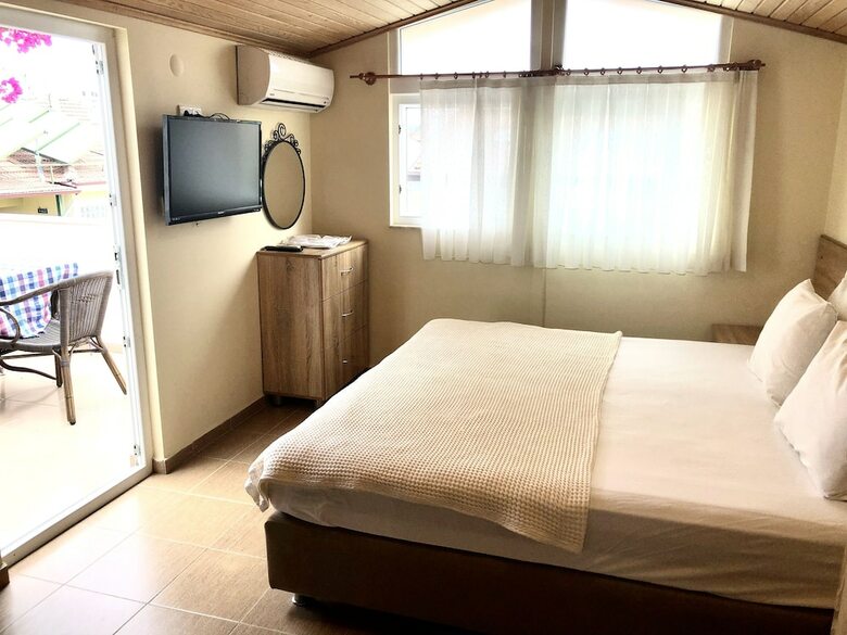 Hotel Ten Apart Otel