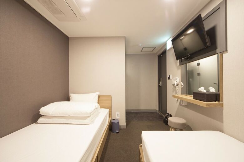 Hotel Blue Mountain Myeongdong