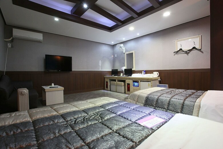 Hotel Picasso Motel Daejeon