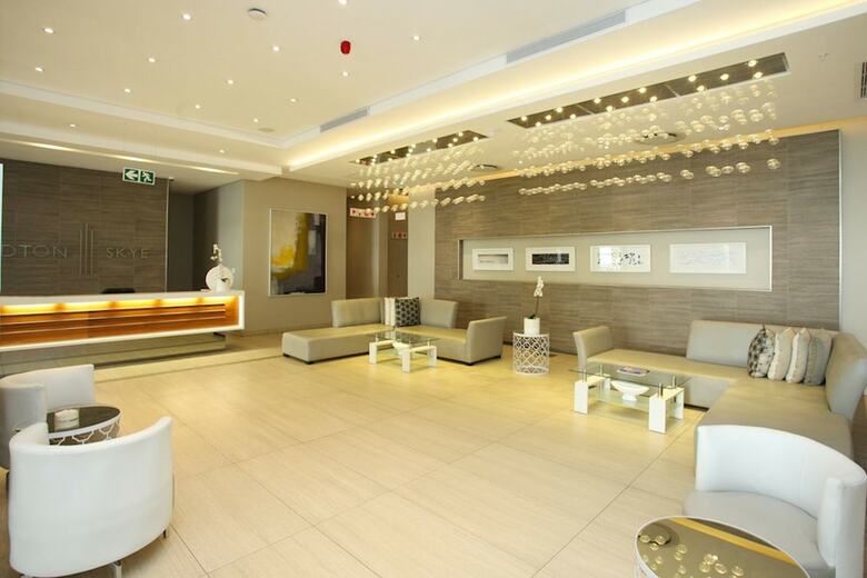 Apartamentos Sandton Skye Unit 702