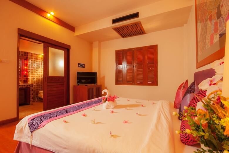Hotel Andamania Beach Resort