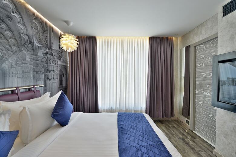 Hotel Regenta Central Antarim Ahmedabad
