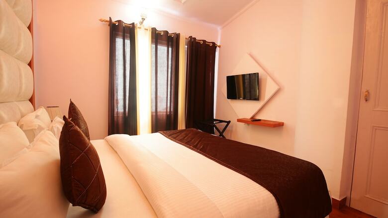 Hotel The Swiss Village Resort