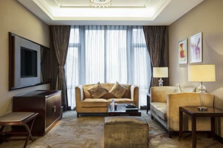 Tanglong International Hotel