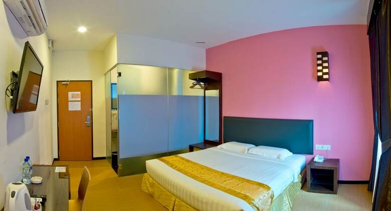 Eight Days Boutique Hotel @ Impianemas Skudai