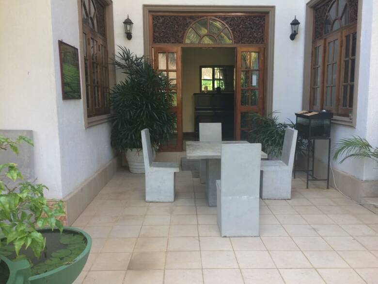 Hotel Norfolk Heritage Airport Villa