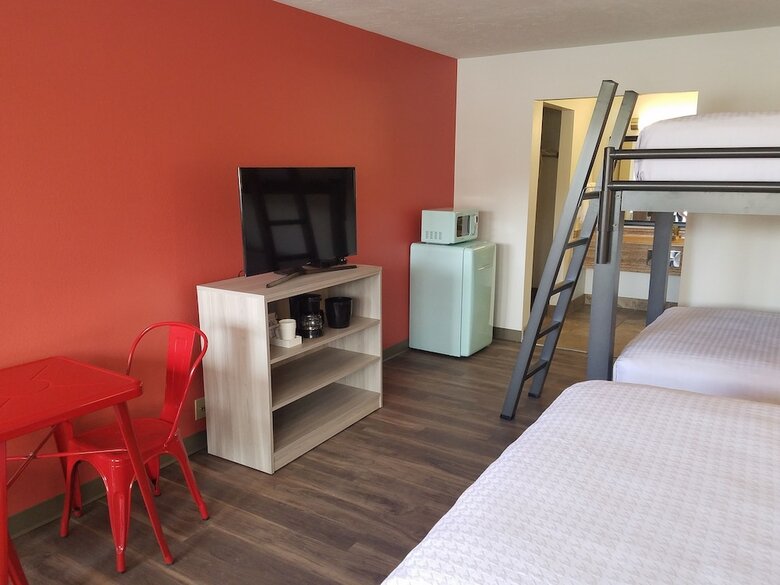 Motel Expedition Lodge