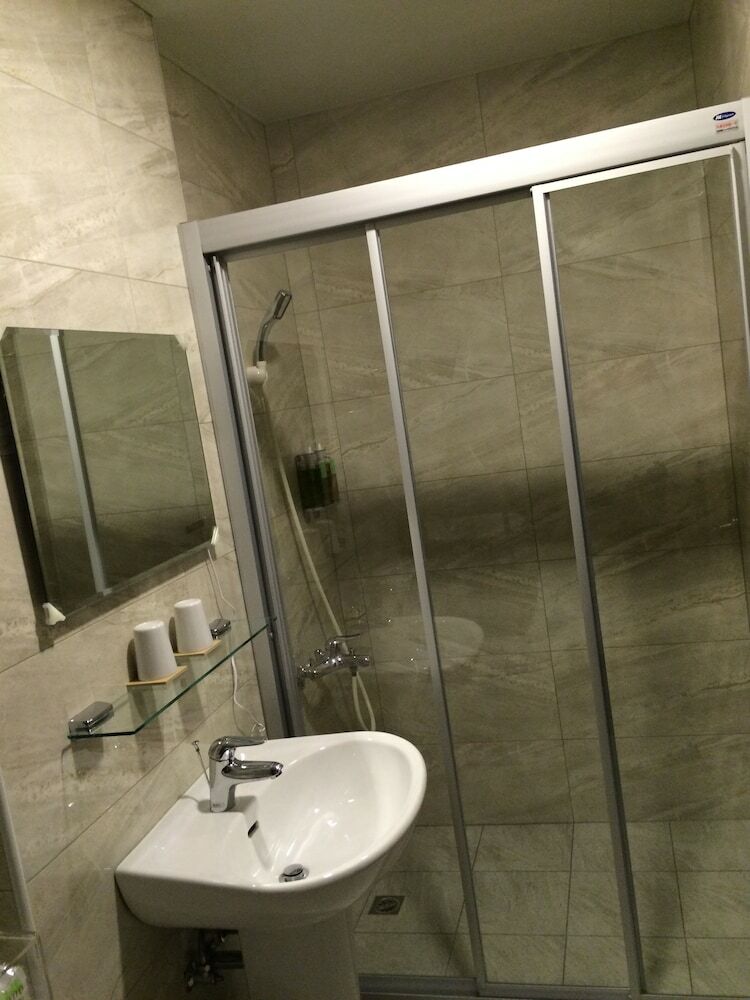 Luo Dong Traveler B&B