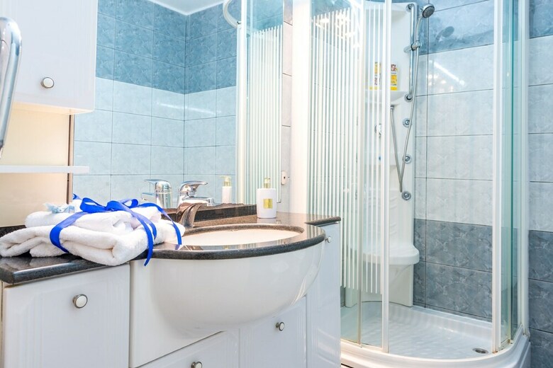 Apartments And Room Lora
