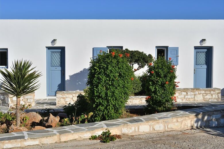 Hotel Kalypso Studios & Apartments