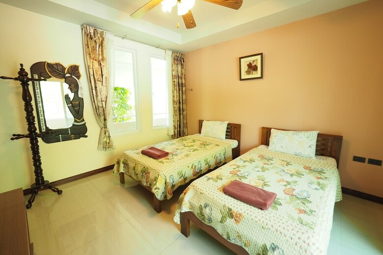 Hotel Baan Suan Resort Juree Punsuk