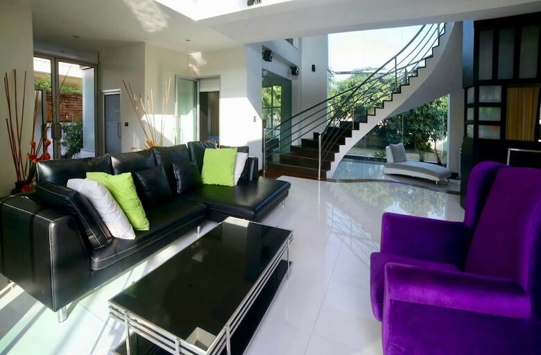 Villa Solitude