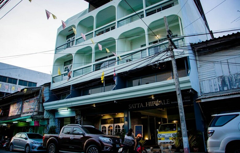 Hostal Sattahiptale Boutique Guest House & Hostel