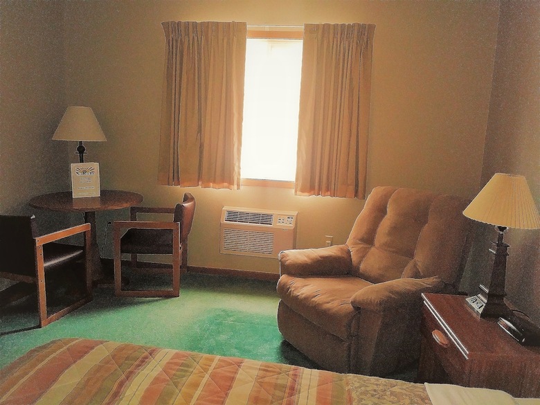 Sunrise Inn Hotel