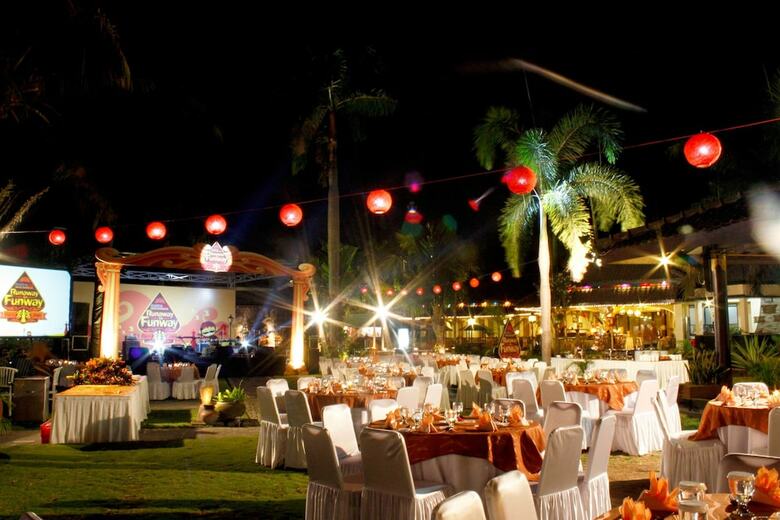 Ayola Tasneem Convention Hotel