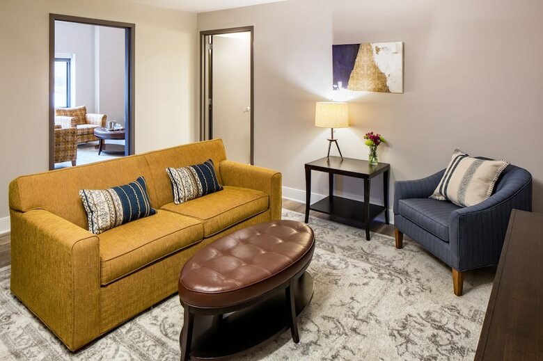 Watt Hotel Rahway, Tapestry Collection By Hilton