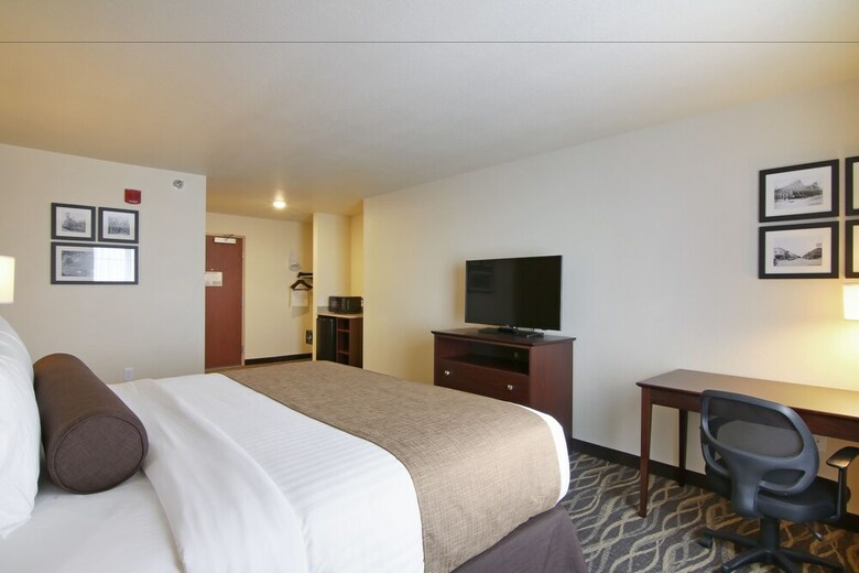 Hotel Cobblestone Inn & Suites - Menomonie