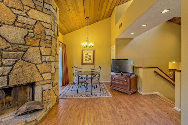 Foxhunt At Sapphire Valley By Capital Vacations