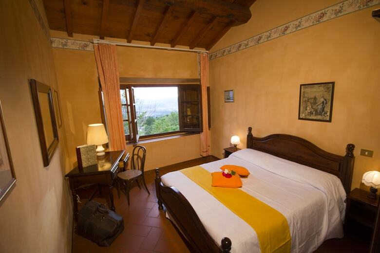 Agroturismo Borgo La Capraia
