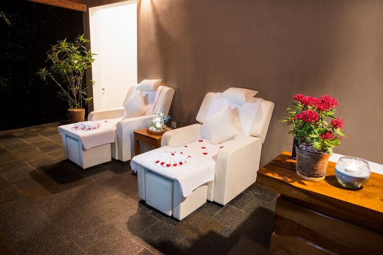 Hotel Green Bay Phu Quoc Resort & Spa
