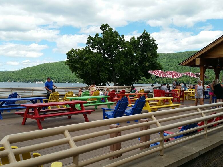 Hotel Surfside On The Lake