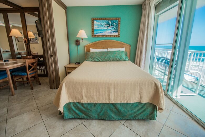 Sea Club IV