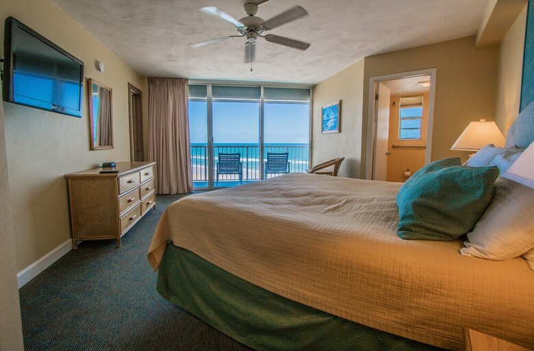 Sea Club IV
