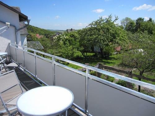 Apartamentos Ferienwohnung Sch�nhense