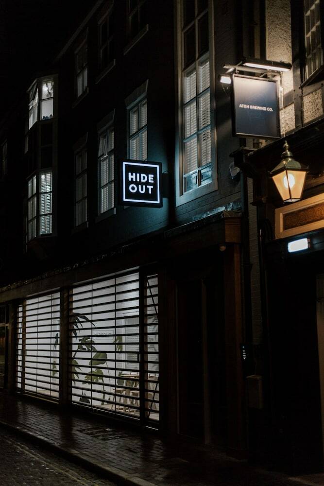 Hideout Apartment Hotel