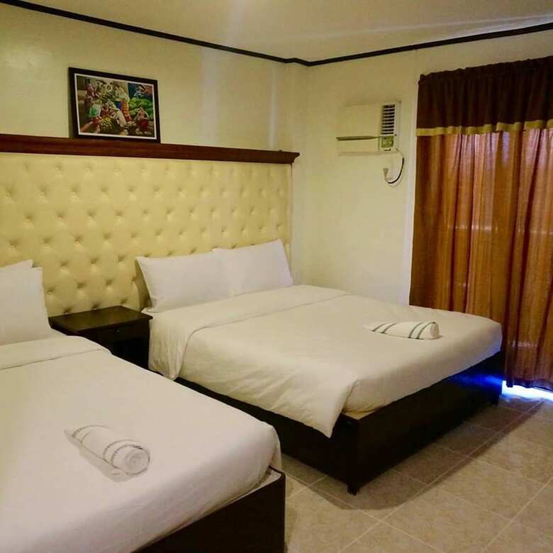 Hotel Av Seven Resort