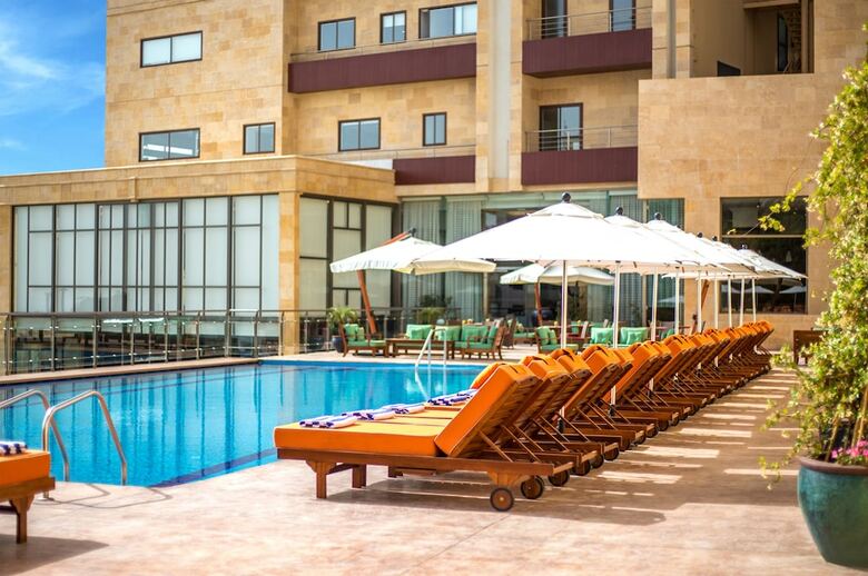 Burj On Bay Hotel