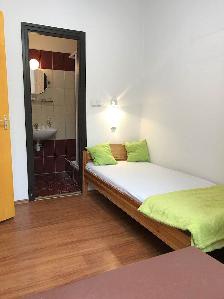 Green Garden Hotel
