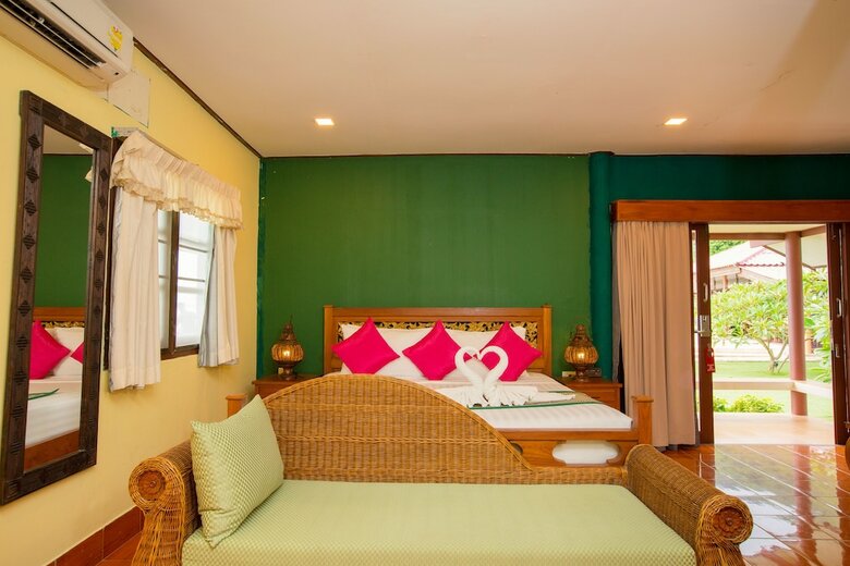 Hotel Buri Beach Resort
