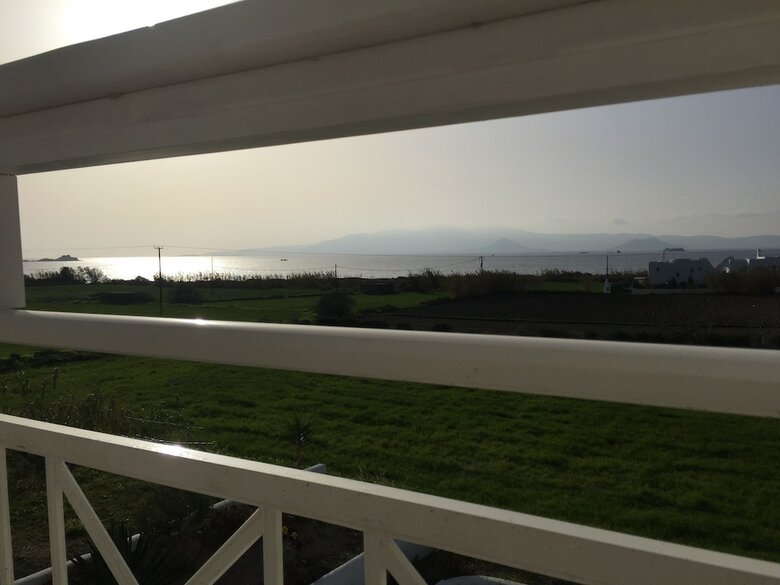 Depis Bay Apartments