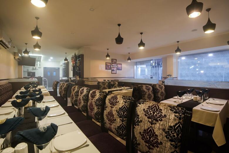 Zuzu Galaxy Annex Hotel