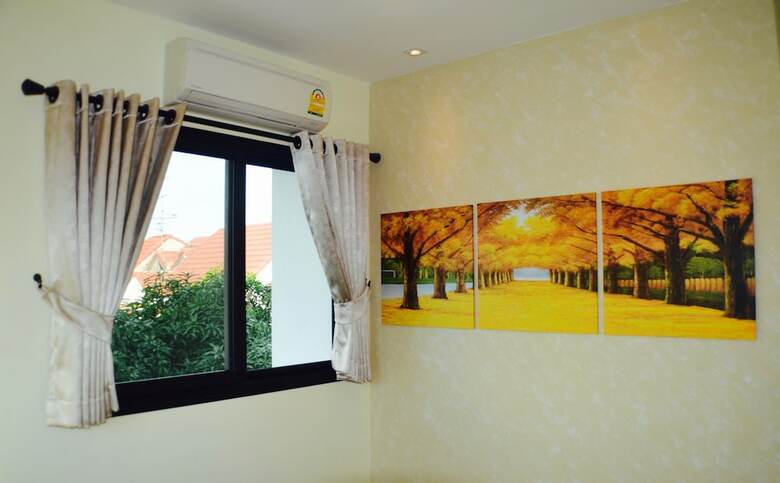 Hotel 3 Bedroom House @skytrain