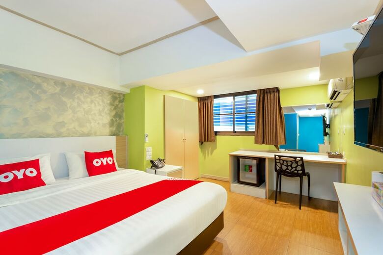 Hotel Oyo 298 El Majestic