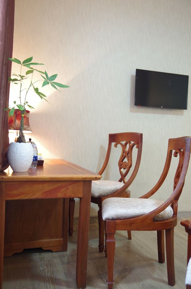 Ngoc Chau Hotel