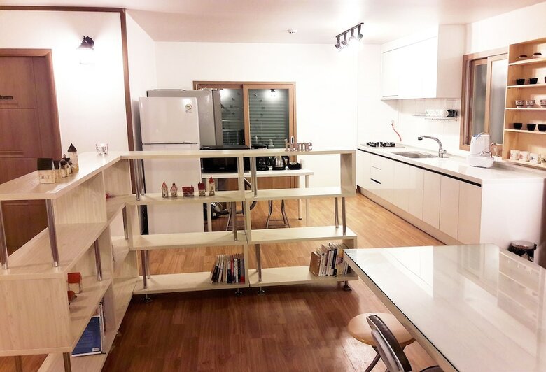 Hostal Guesthouse Enoch - Hostel
