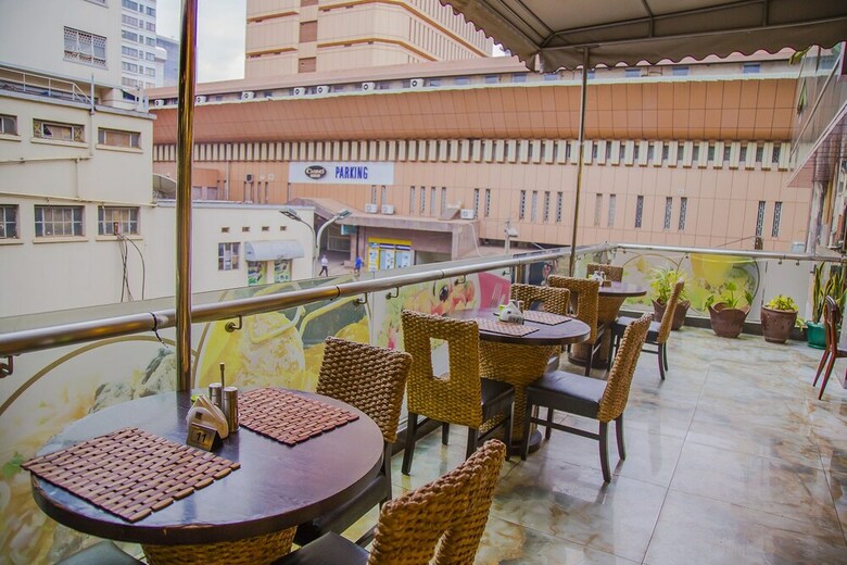 Hbt Russel Hotel