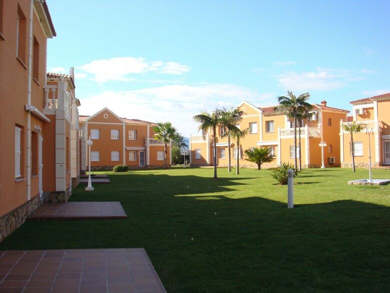Apartamentos Y Villas Oliva Nova Resort