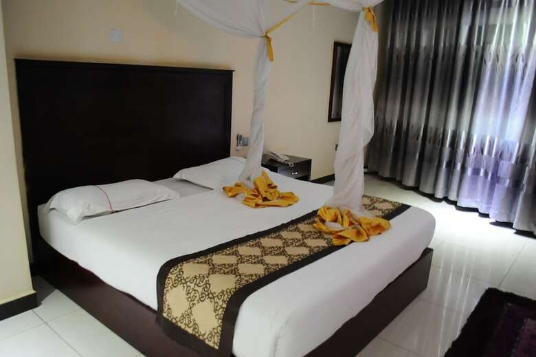 Namayiba Park Hotel